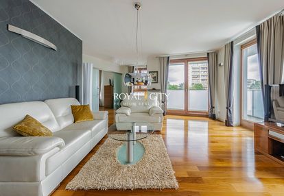Apartament dla konesera w kameralnej inwestycji.