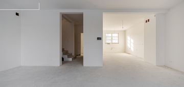 Nowoczesny dom z garażem podziemnym