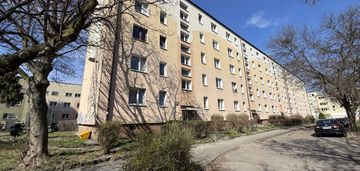 Zadbane 2-pok z oddzielną kuchnią