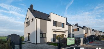 Gołuski| bliźniak| ogród| automatyczna brama|taras