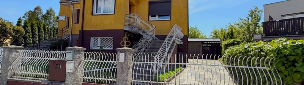 Dom z niezależnym mieszkaniem i helenki i śrem