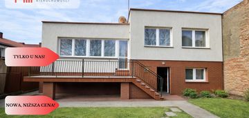 Dom z lokalem pod biznes i domkami letniskowymi