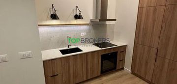 Salon z aneksem i sypialnia blisko wisły