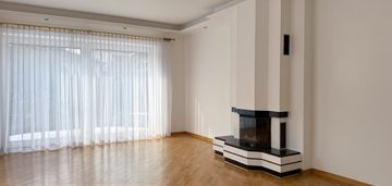 Large house for rent in wilanów