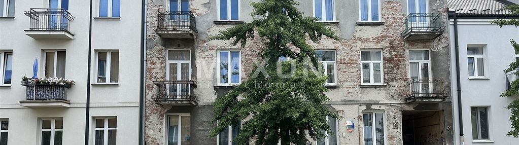 Grochów, kamienica z mieszkaniami na wynajem