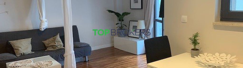 Wygodne studio po remoncie, balkon