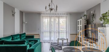 Przestronny dom w cenie mieszkania!  / blisko s7