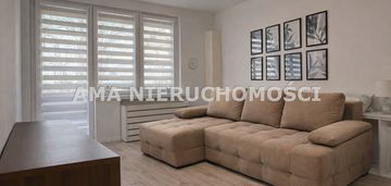 Dwupokojowe mieszkanie w centrum, teren zamkniety