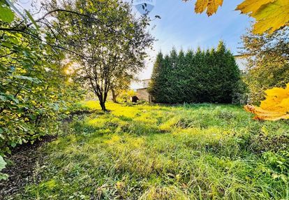 Działka budowlana 1766 m² z garażem – niedobczyce