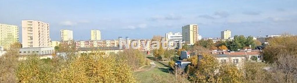 M-3 na 4-piętrze w bloku 42m2 na szwederowie.