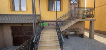 Przestronny dom na hostel lub pokoje do wynajęcia