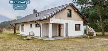 Nowoczesny dom z antresolą i dużą działką – dubie