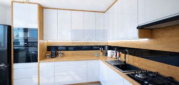 Nowoczesny dom na sprzedaż