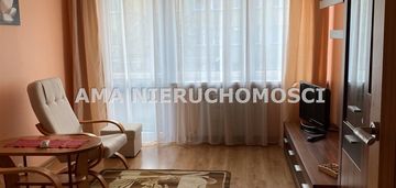 Na wynajem trzypokijowe mieszkanie na i piętrze