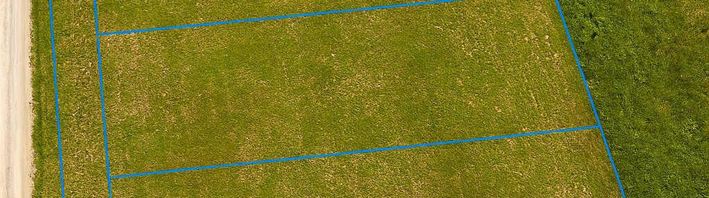 Kompleks 5 działek z domem za 270 tys.