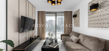 Jasny apartament z balkonem | mogilska