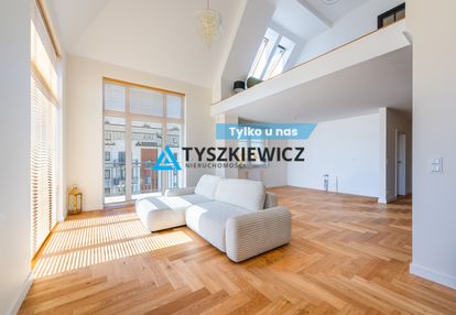 Modern penthouse-style apartment/wileńska park