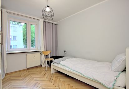 Pokój w 3pok. mieszkaniu po remoncie, Żoliborz