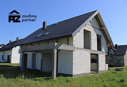 Dom stan surowy otwarty działka 8 arów