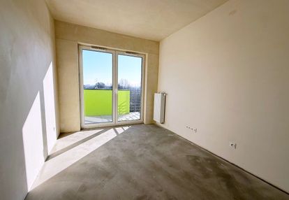 Jasne i funkcjonalne mieszkanie z balkonem