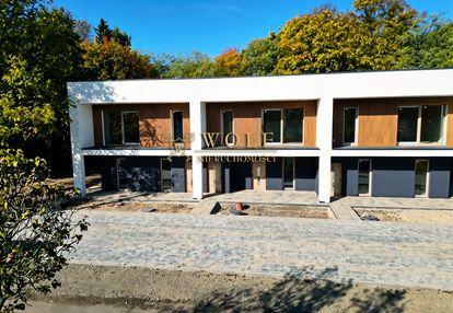 Nowoczesny apartament z ogródkiem w lasowicach