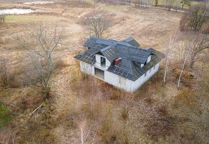 Dom w stanie surowym blisko jeziora kalwa