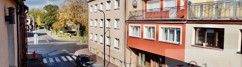 Dom z lokalem usługowo-handlowym  w centrum