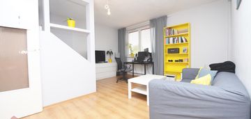 Kawalerka z osobną kuchnią blisko uczelni wsiz.