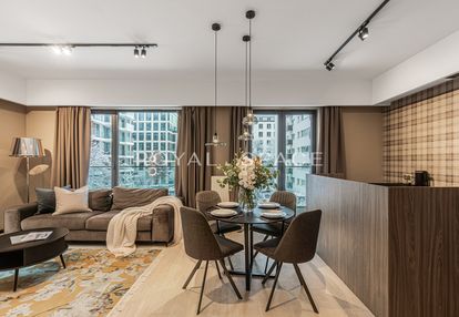 Ekskluzywny apartament | złota 75a | centrum