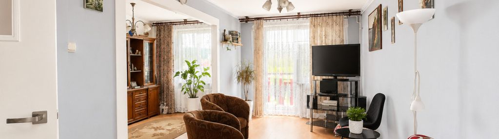 2 pokoje + balkon | os. niepodległości | 339 tys.