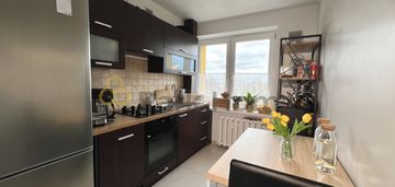 2 pokoje z oddzielną kuchnią 48 m² z balkonem