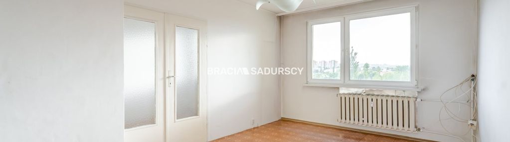 M-3 pok, 4 piętro balkon ul. gołaśka do remontu