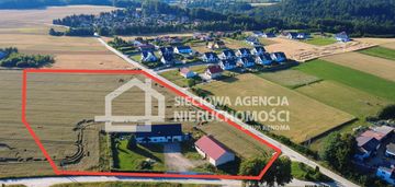 Dom ze stodołą na działce 2,4 ha.