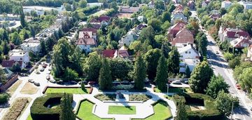 Zabytkowa willa na borku, duża działka 2 731 m2