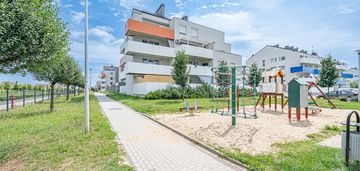 2 pokoje, balkon, świetna lokalizacja