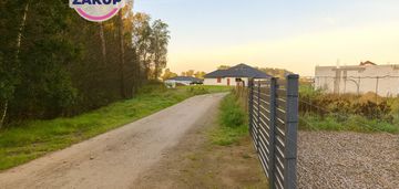 Działka z domem w budowie - kębłowo