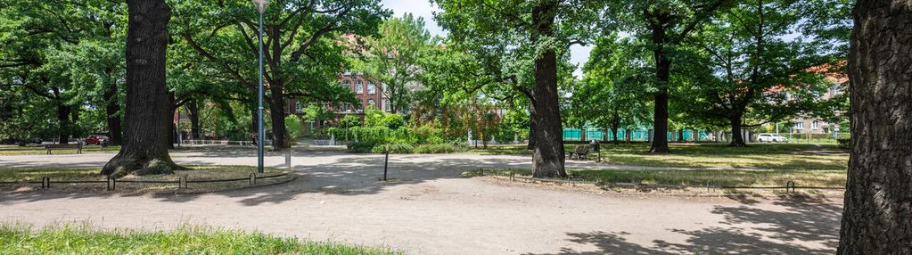 Klimatyczne mieszkanie z wykuszem
