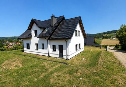 Nowy dom w domaradzu gotowy do wejścia