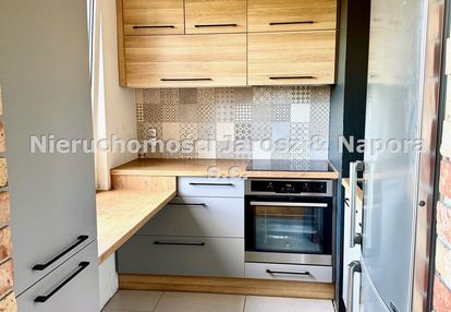 Do sprzedania m-4, ul.łukasińskiego, 48m2