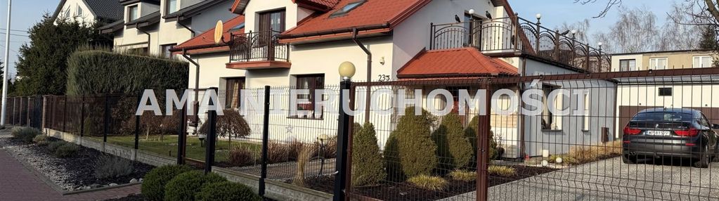 Nieprzecietny dom z garażami w świetnej lokalizacj