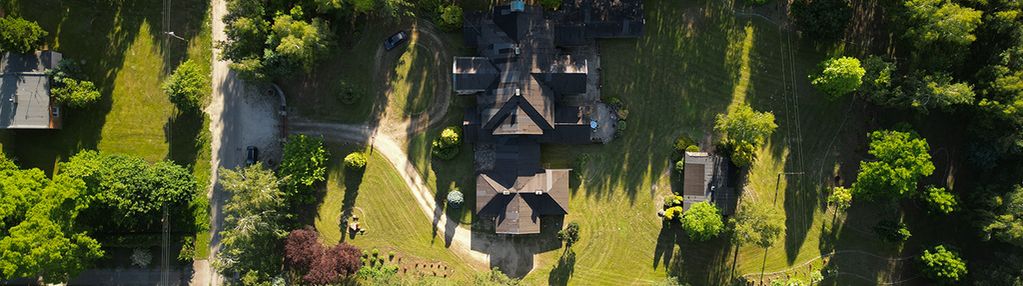 Luksusowa rezydencja z basenem i bacówką, 1,2 ha