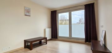 2 pokoje,osobna kuchnia,52m2,królewskie lipy