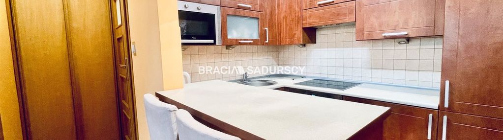 Bronowice ul. bronowicka, 2-pok. sprzedam szybko.