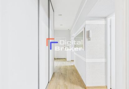 ⭐2 balkony⭐1 piętro⭐m.postojowe⭐4pokoje⭐centrum⭐