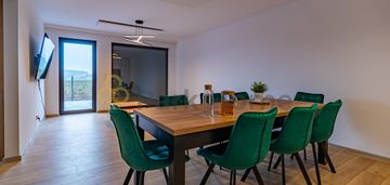 Dom w rakoniewicach cicha okolica