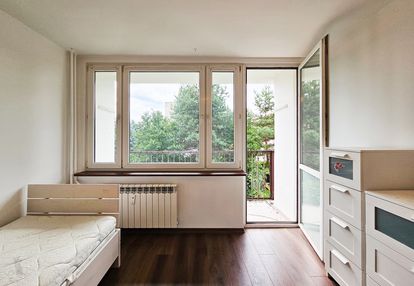 3 pokoje, meble, balkon !