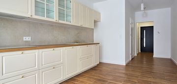 Nowy wyremontowany segment w solcu na wynajem