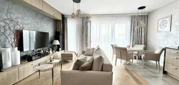 Jasny apartament z tarasem 24,5m2,b.dobry standard