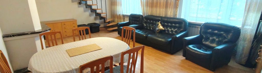 Budynek mieszkalny 70,30 m² + garaż + 2 ogródki