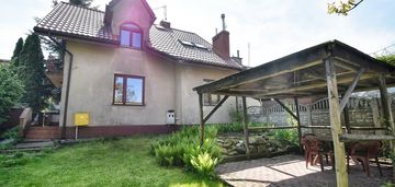 Dom, 4 pok., 170 m2, baranówek
